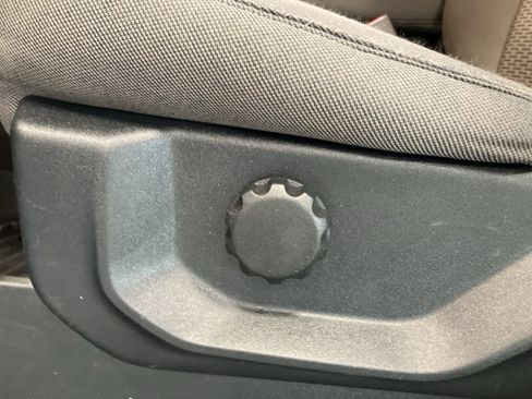 Used 2017 Ford F250 XLT image 12