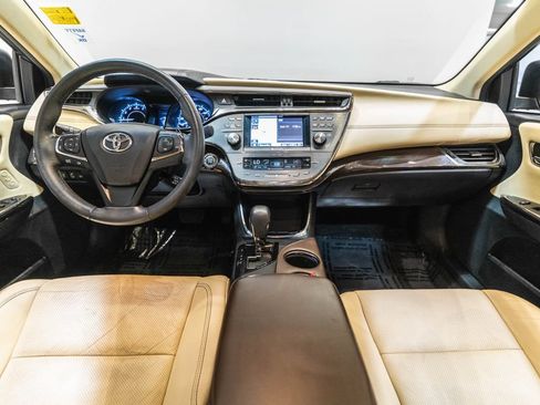 Used 2014 Toyota Avalon Limited FWD image 13
