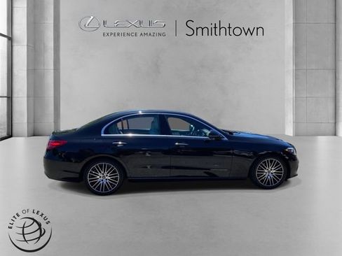 Used 2023 Mercedes-Benz C 300 4MATIC Sedan image 4