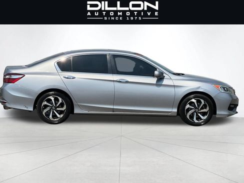 Used 2016 Honda Accord EX image 3