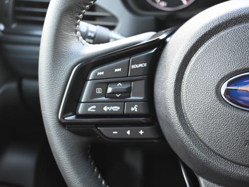 Certified 2025 Subaru Forester Premium w/ Convenience Package #2 image 18