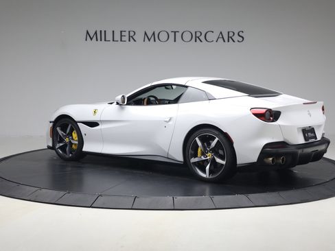 Certified 2023 Ferrari Portofino M RWD image 28