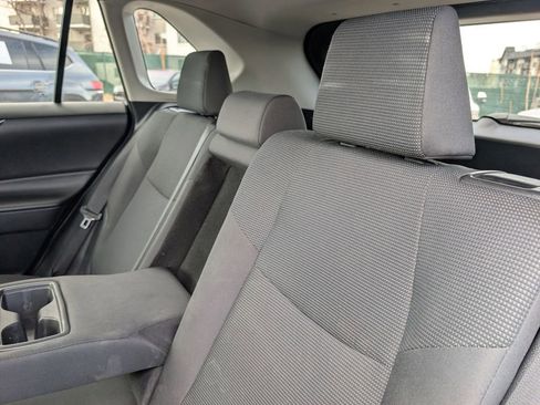 Used 2020 Toyota RAV4 LE image 12