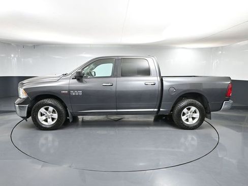 Used 2017 RAM 1500 Classic SLT AWD/4WD image 8