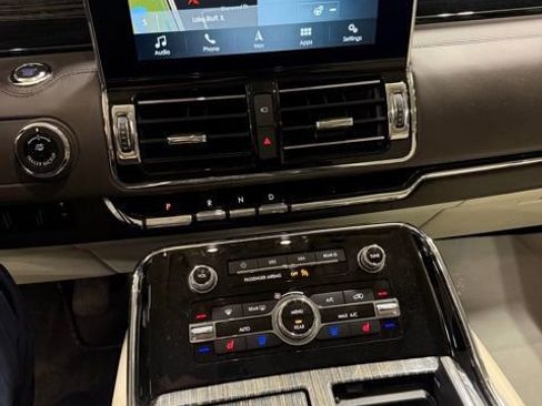 Used 2018 Lincoln Navigator Black Label image 28