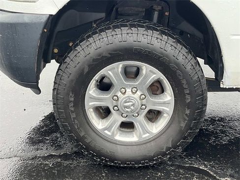 Used 2018 RAM 2500 Tradesman w/ Cold Weather Group image 11