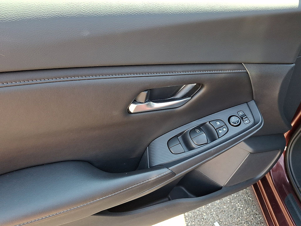 Used 2022 Nissan Sentra SV FWD image 10