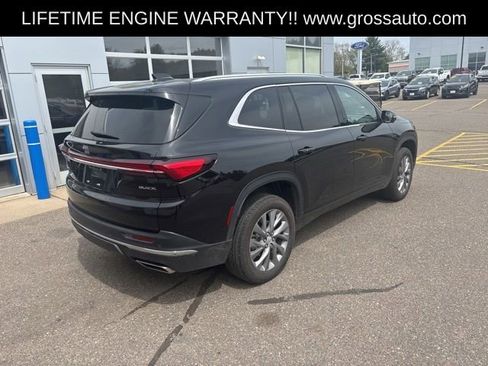 Used 2025 Buick Enclave Preferred AWD/4WD image 7