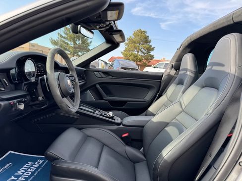 Used 2024 Porsche 911 Targa 4 GTS image 17