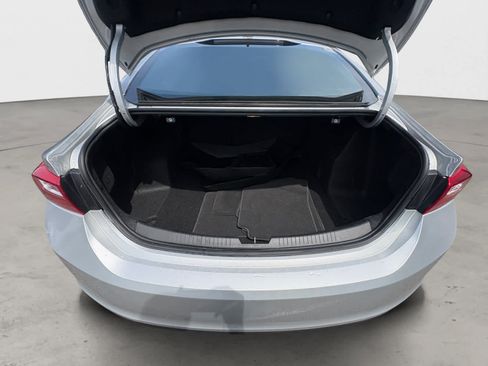 Used 2021 Chevrolet Malibu LS FWD image 24