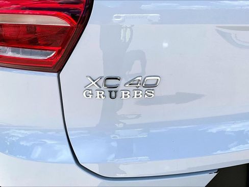 Used 2024 Volvo XC40 B5 Plus w/ Protection Package Premier AWD/4WD image 41