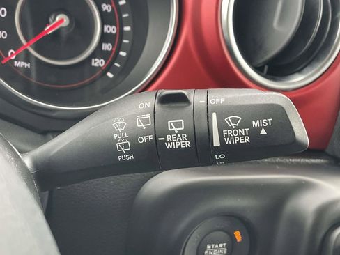 Certified 2022 Jeep Wrangler Unlimited Rubicon w/ Cold Weather Group image 33