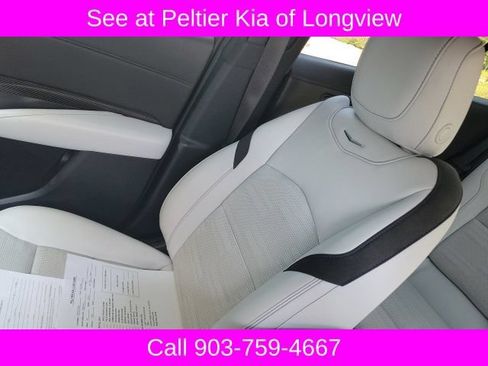 Used 2024 Cadillac XT4 Sport FWD image 12