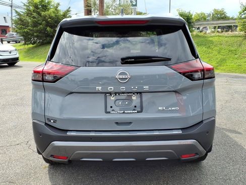 Used 2023 Nissan Rogue SL AWD/4WD image 6