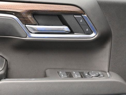 Used 2025 Chevrolet Silverado 1500 RST w/ Protection Package image 10