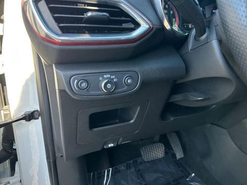 Used 2023 Chevrolet TrailBlazer RS AWD/4WD image 20