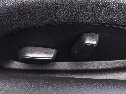 Used 2023 Chevrolet Camaro LT image 15