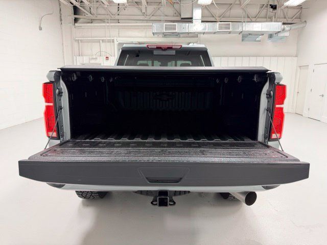 Certified 2025 Chevrolet Silverado 2500 ZR2 w/ Technology Package AWD/4WD image 25