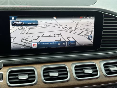 Used 2025 Mercedes-Benz GLE 53 AMG 4MATIC Coupe image 14