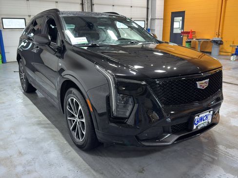 Used 2024 Cadillac XT4 Sport AWD/4WD image 7