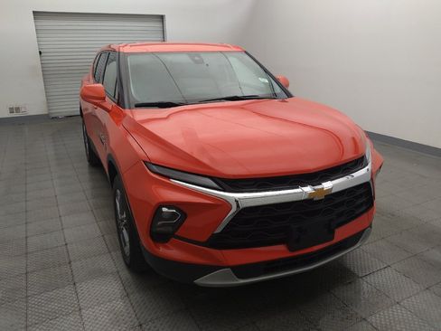 Used 2025 Chevrolet Blazer LT AWD/4WD image 14