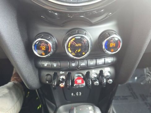 Used 2018 MINI Cooper S image 18