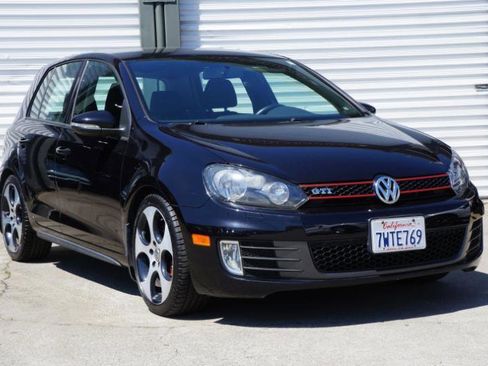 Used 2011 Volkswagen Golf 4-Door image 33