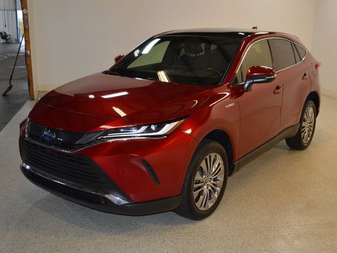 Used 2021 Toyota Venza Limited image 7