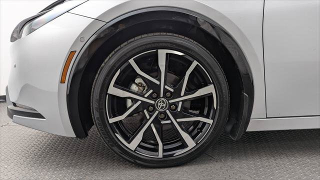 Used 2024 Toyota Prius Prime Premium w/ Advanced Technology Package FWD image 30
