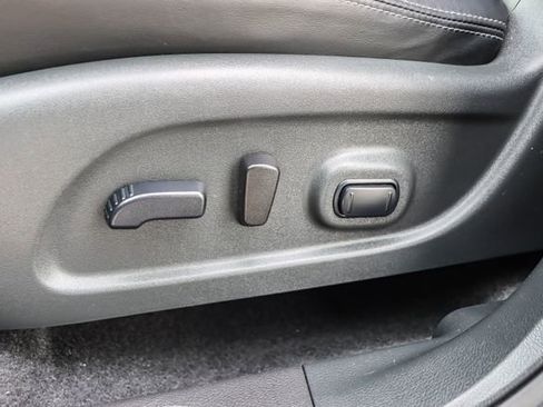 Used 2023 Nissan Murano SV image 22