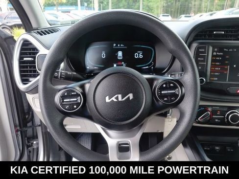 Certified 2025 Kia Soul LX w/ LX Technology Package FWD image 11
