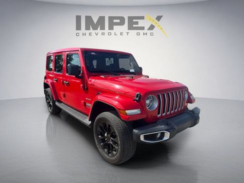 Used 2021 Jeep Wrangler Unlimited Sahara w/ Cold Weather Group AWD/4WD image 5