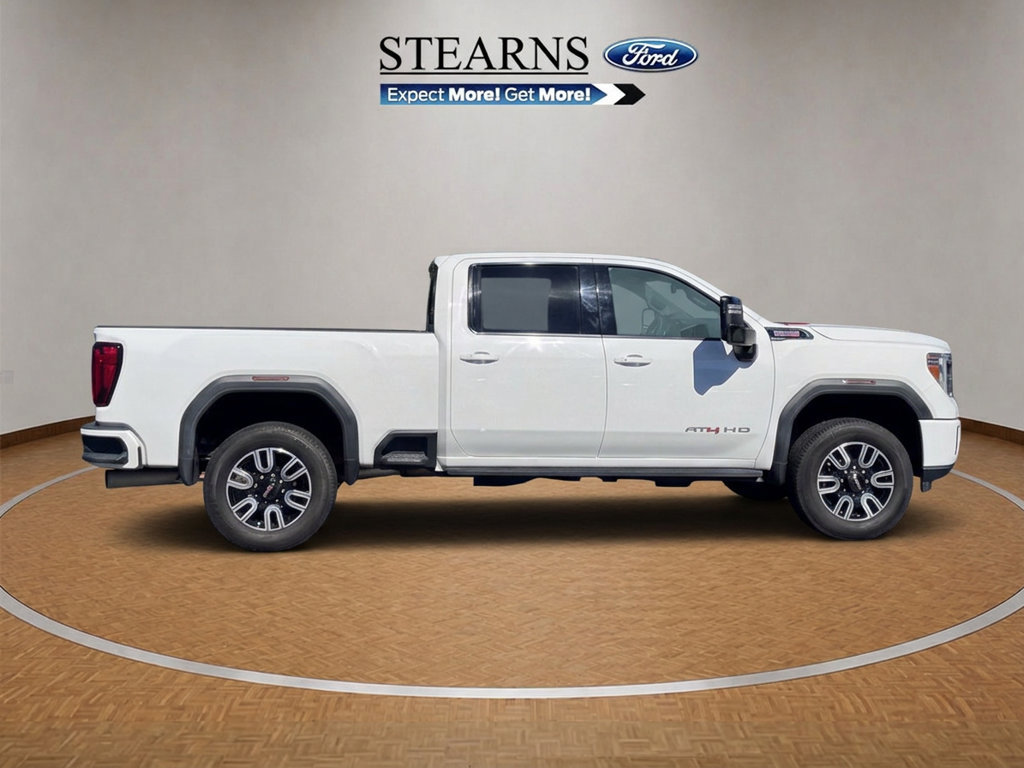 Used 2022 GMC Sierra 2500 AT4 w/ AT4 Preferred Package AWD/4WD image 4