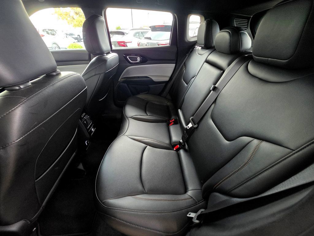 Used 2024 Jeep Compass Limited AWD/4WD image 53