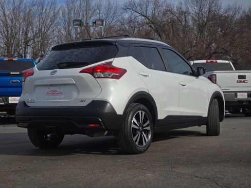 Used 2020 Nissan Kicks SV image 13