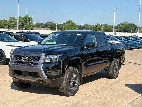 New 2026 Nissan Frontier SV AWD/4WD image 2