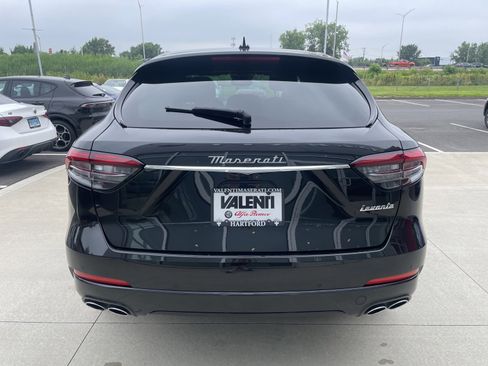 Used 2022 Maserati Levante GT image 11