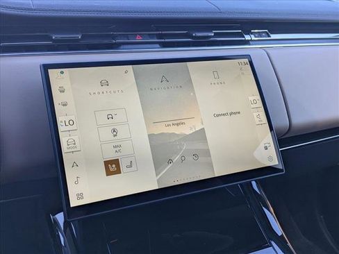 New 2025 Land Rover Range Rover Sport SE image 12