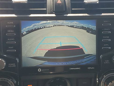 Used 2023 Toyota 4Runner TRD Off-Road Premium AWD/4WD image 17