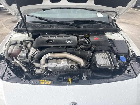 Used 2025 Mercedes-Benz CLA 250 image 10