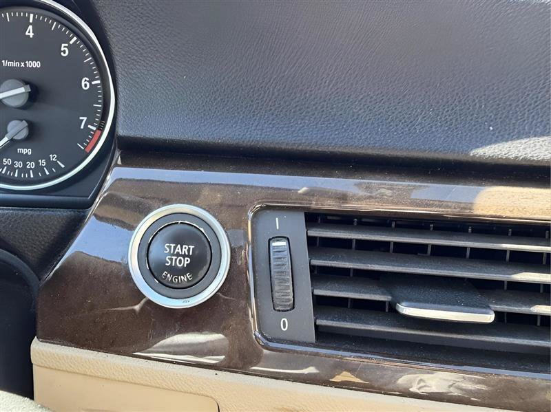 Used 2009 BMW 328i Sedan RWD image 35