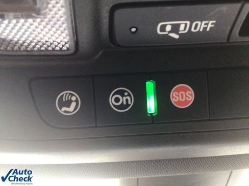 Used 2022 Buick Enclave Essence image 35