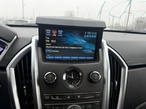 Used 2011 Cadillac SRX Premium image 14