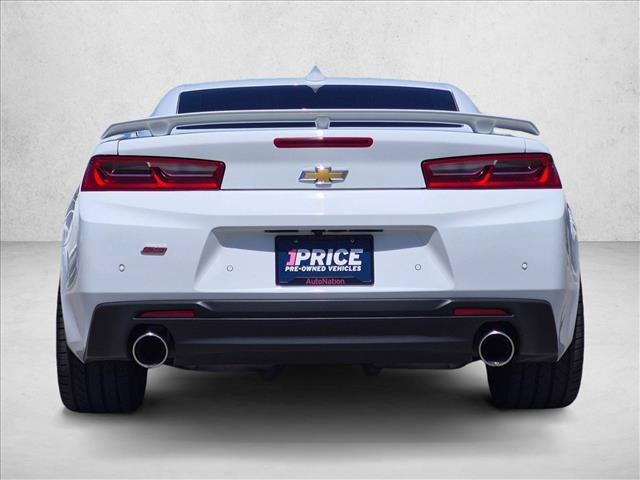 Used 2016 Chevrolet Camaro SS RWD image 6
