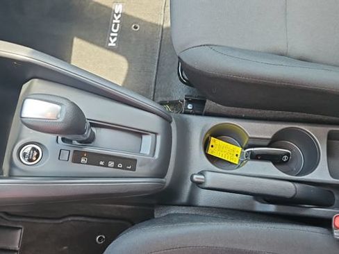 Used 2025 Nissan Kicks Play S FWD image 21