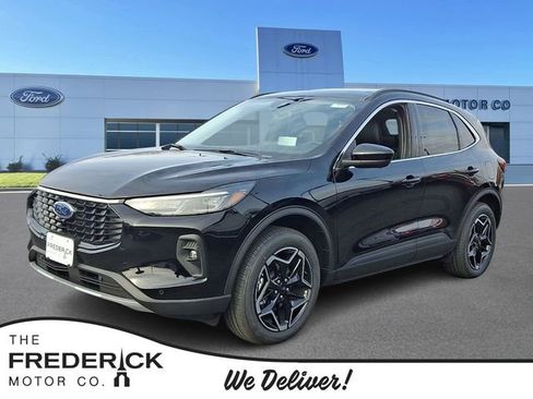 New 2026 Ford Escape Platinum w/ Premium Technology Package AWD/4WD image 1