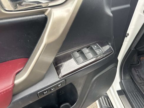 Used 2020 Lexus GX 460 Premium image 19