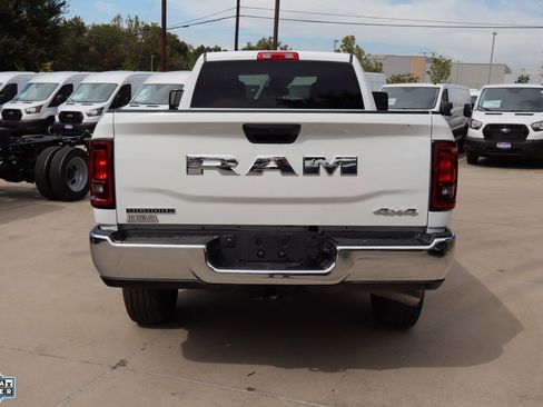 Used 2025 RAM 2500 Big Horn image 6
