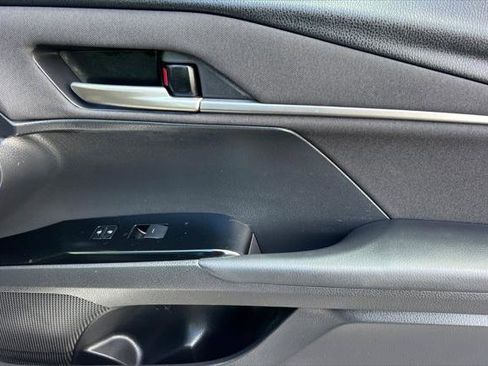 Certified 2025 Toyota Camry LE FWD image 18