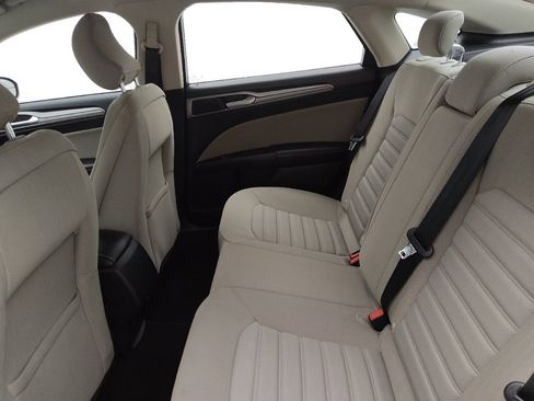 Used 2018 Ford Fusion S image 18